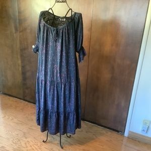 NATURAL LIFE SIZE MED NAVY BLUE PESENT DRESS